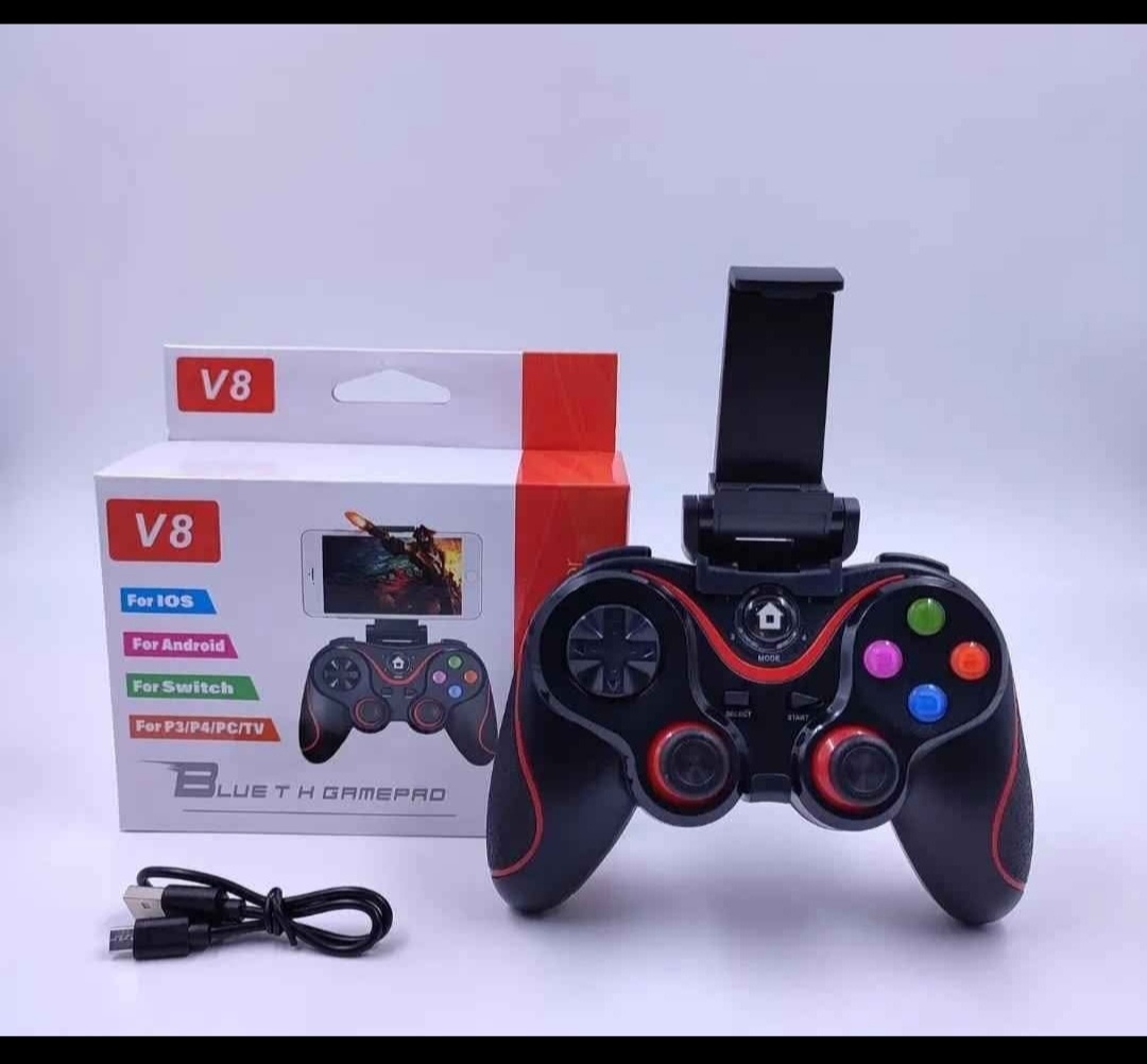 Manette v8 - Image 1