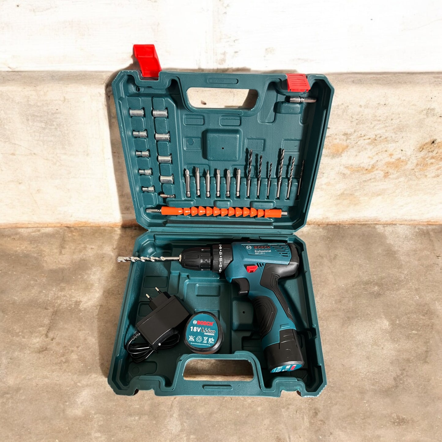 Visseuse Bosch 18v avec accessoires - Image 3