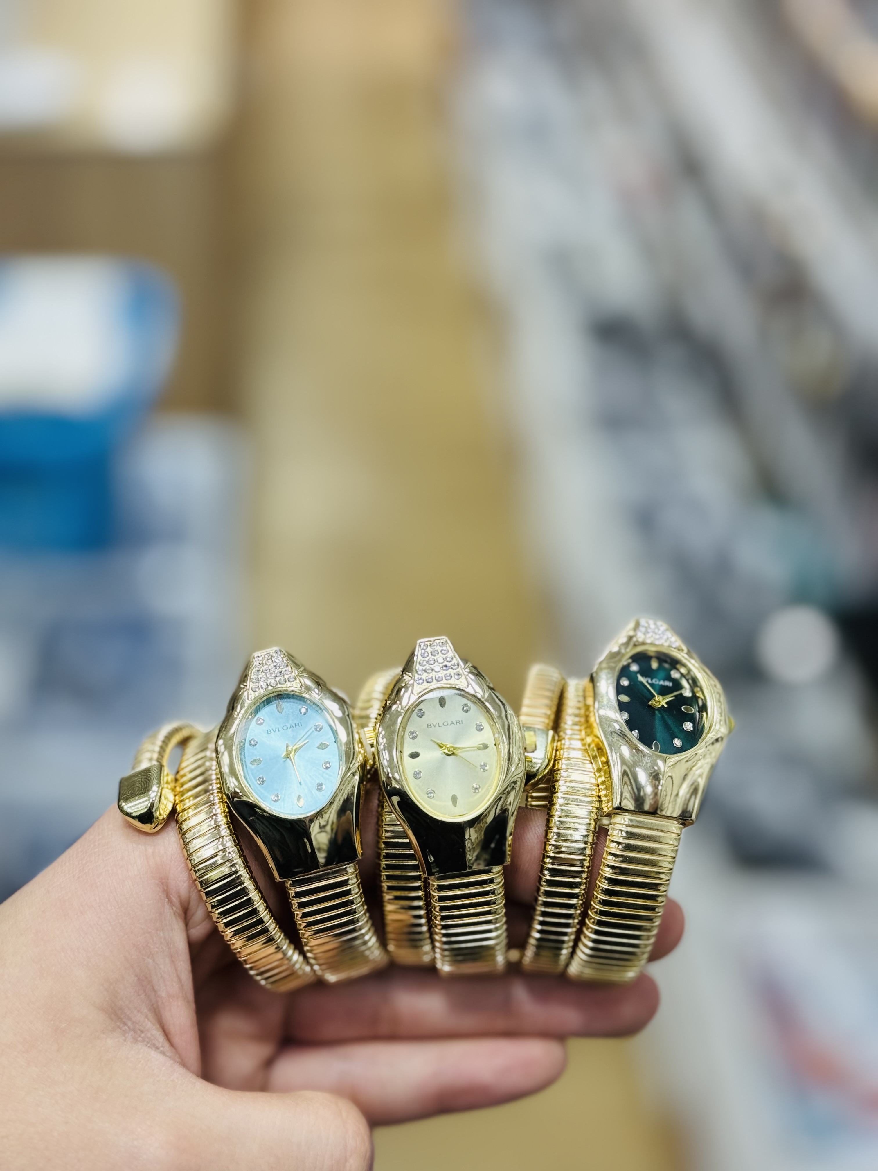 ساعة الأفعى BVLGARI مع سوار 😍 - Image 3