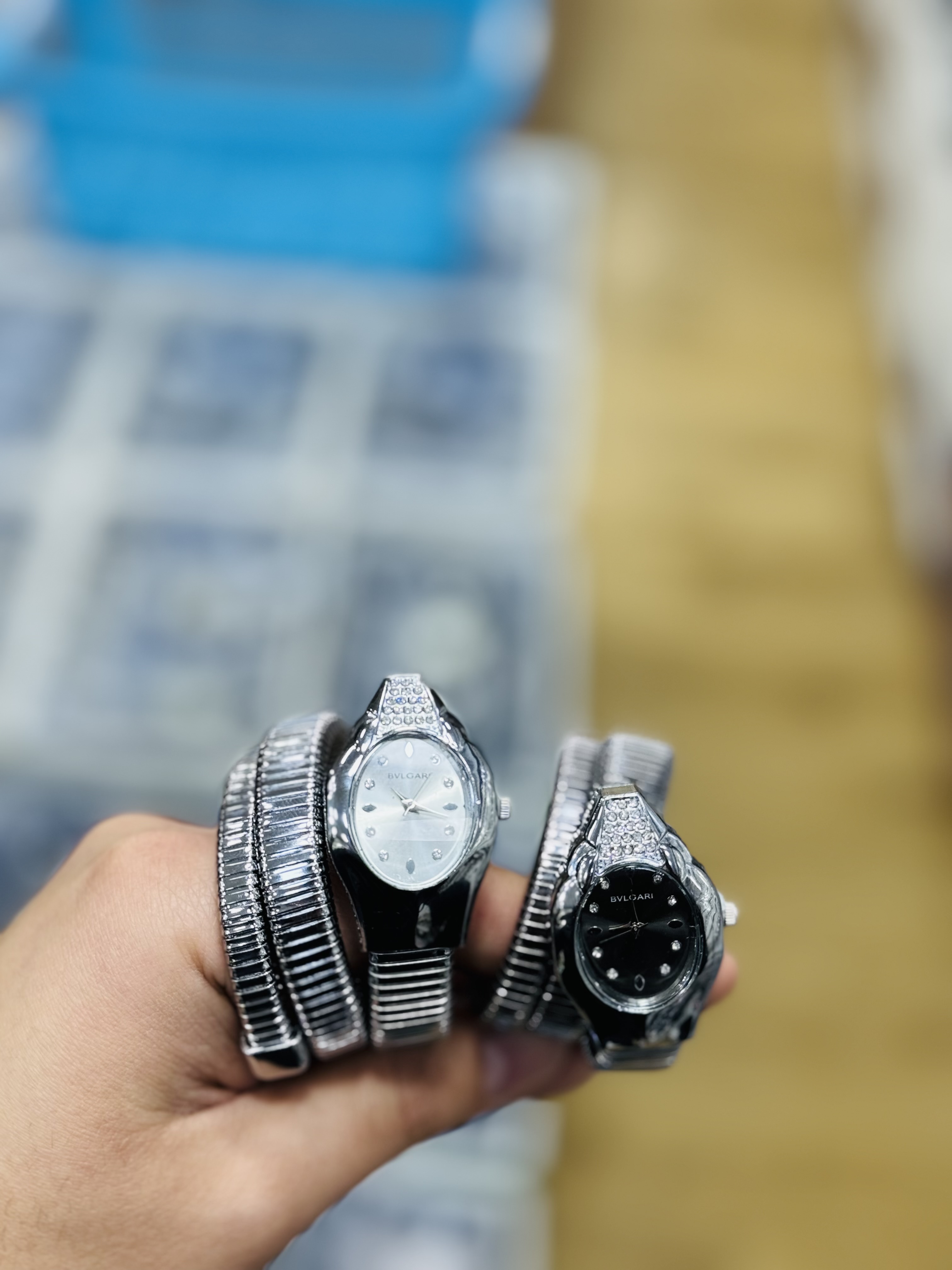 ساعة الأفعى BVLGARI مع سوار 😍 - Image 4