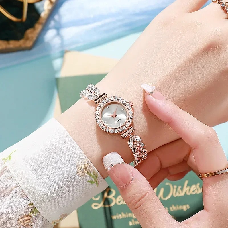 QUARTZ MERMAID BRACLET WATCH-EXCLUSIVEMENT - Image 8