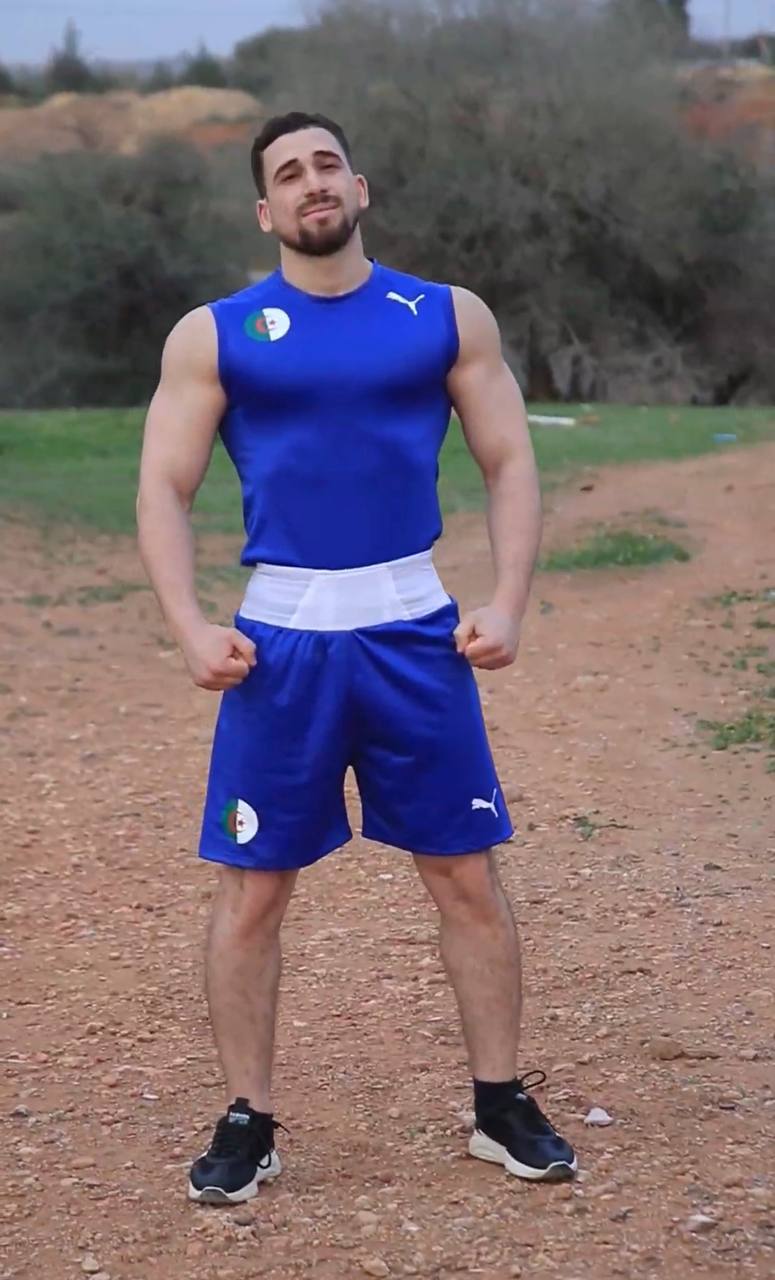 توني بوكس  - Image 2