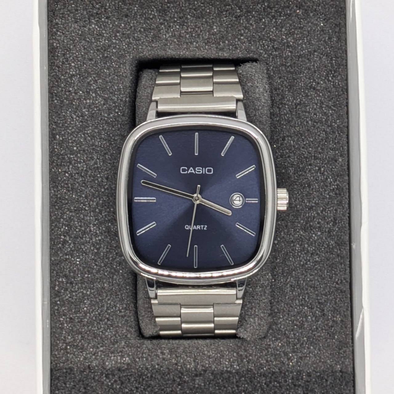  🕰️ montre casio bleu-nuit - Image 1