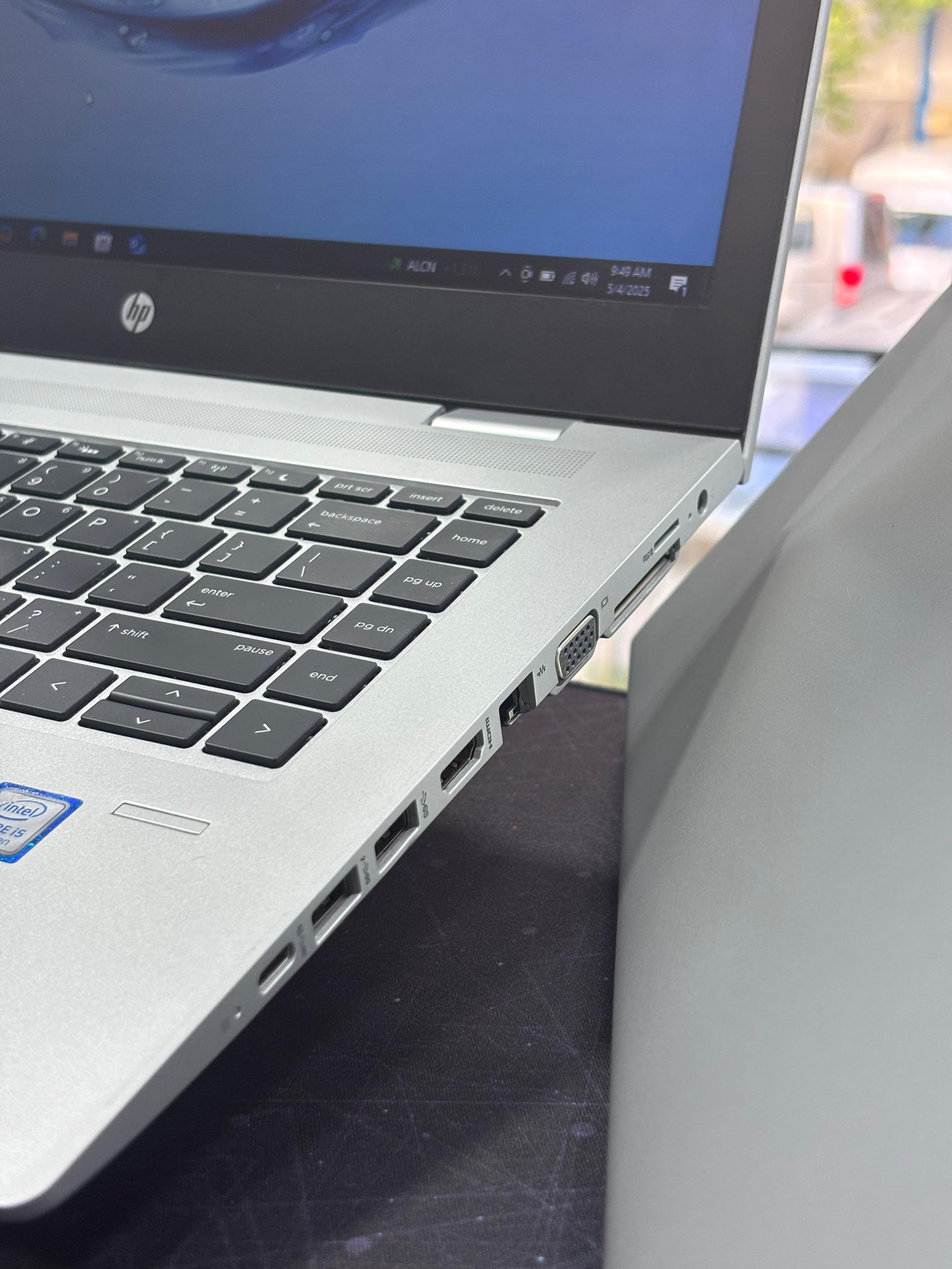 Laptop  - Image 5