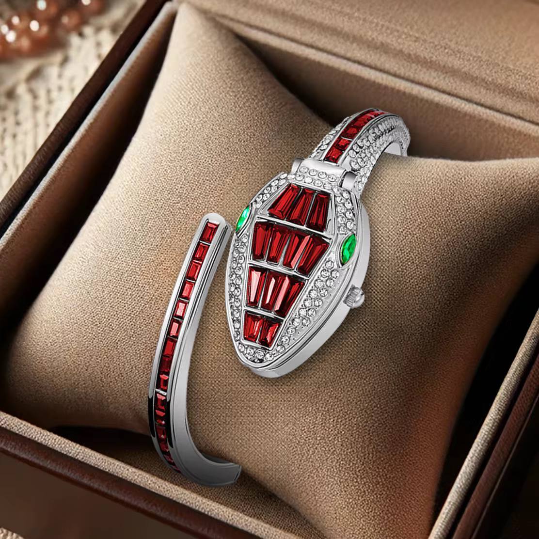 ساعة الأفعى 🐍 BVLGARI - Image 3