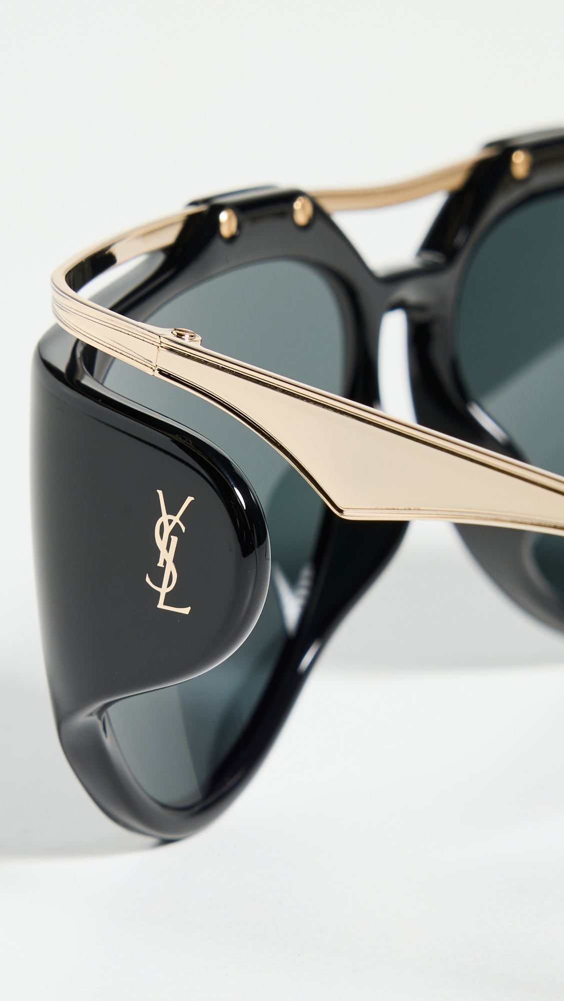  🇮🇹😍Yves Saint Laurent Aviator 2025 - Image 1