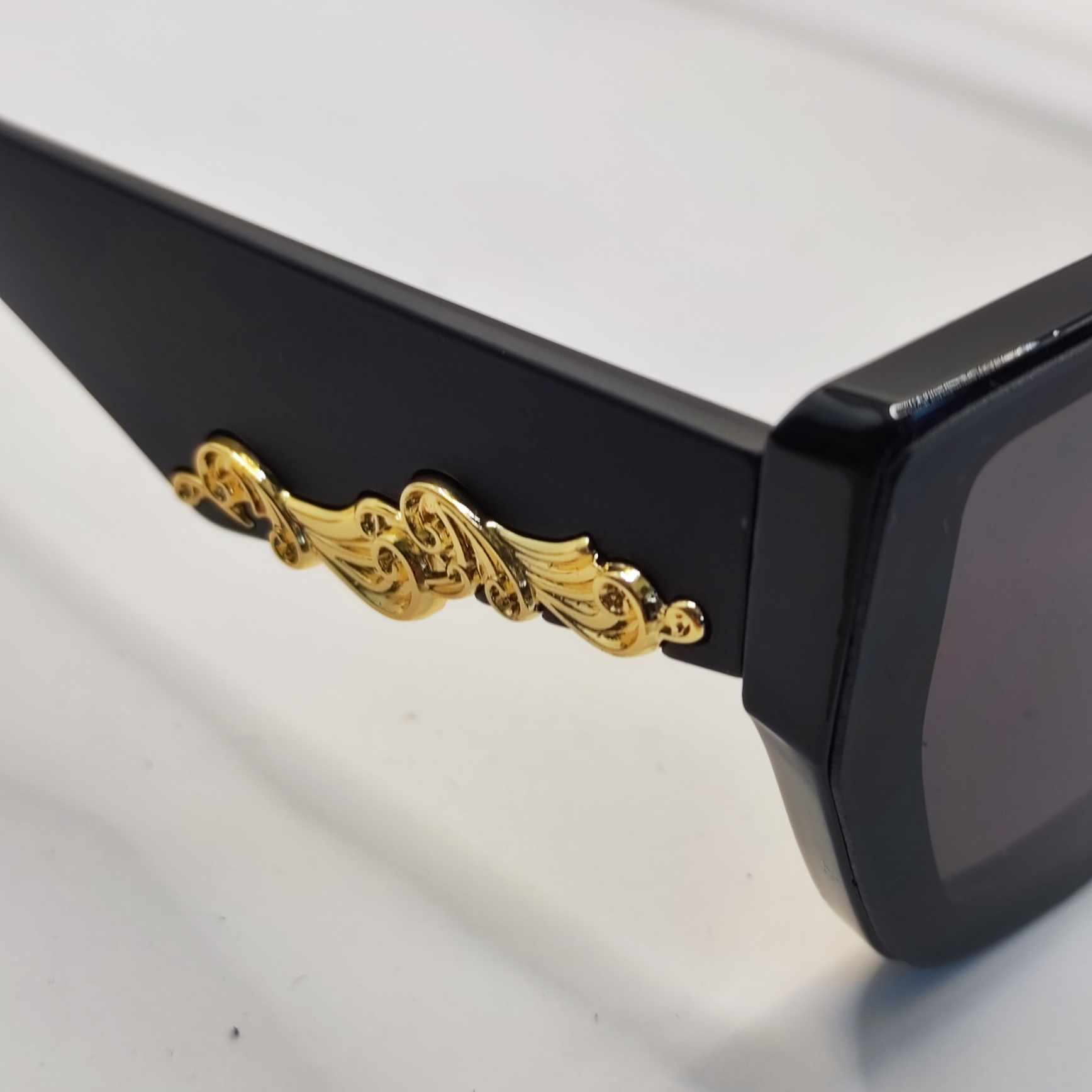  2025 Lunettes dolce gabbana - Image 1