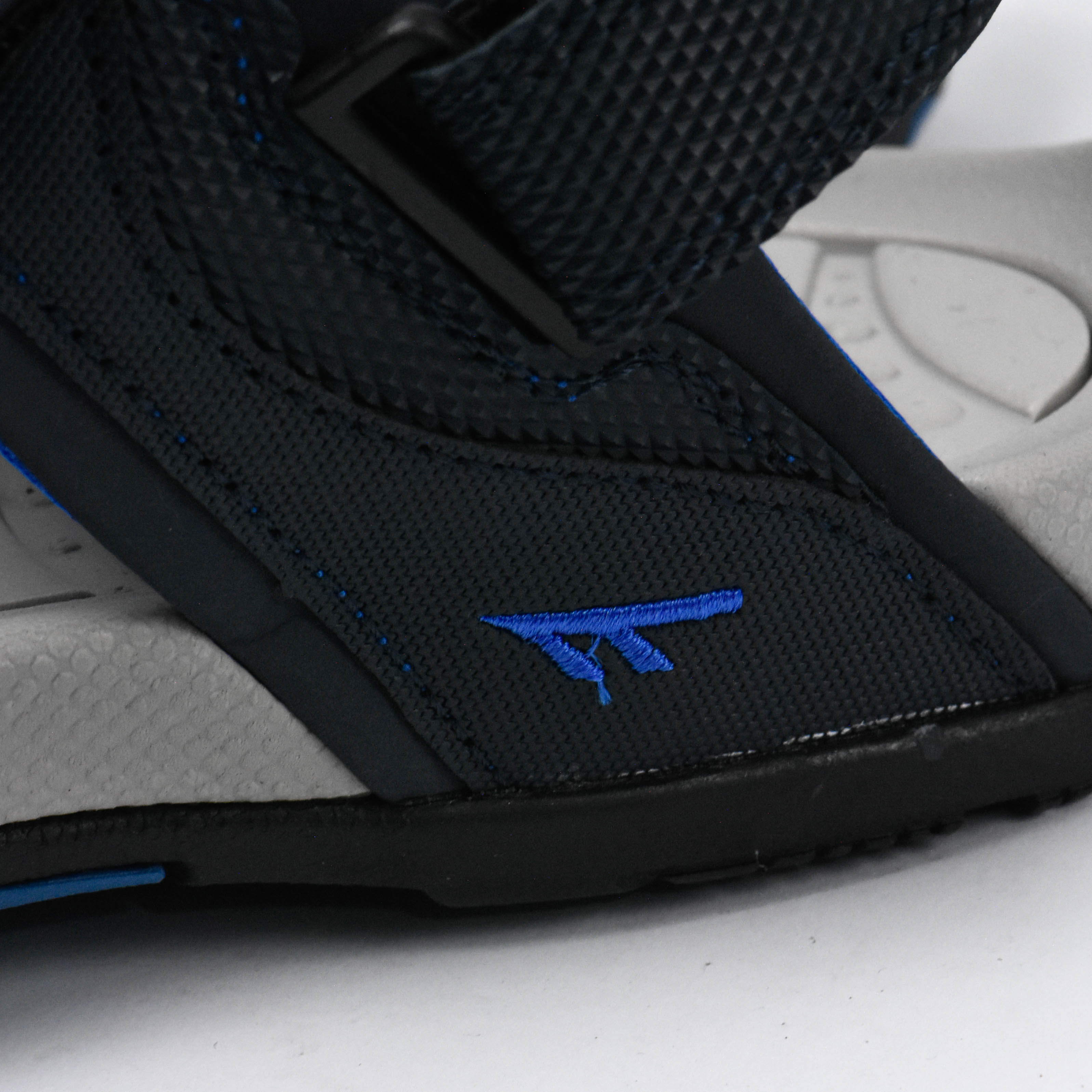 HITEC - Image 7