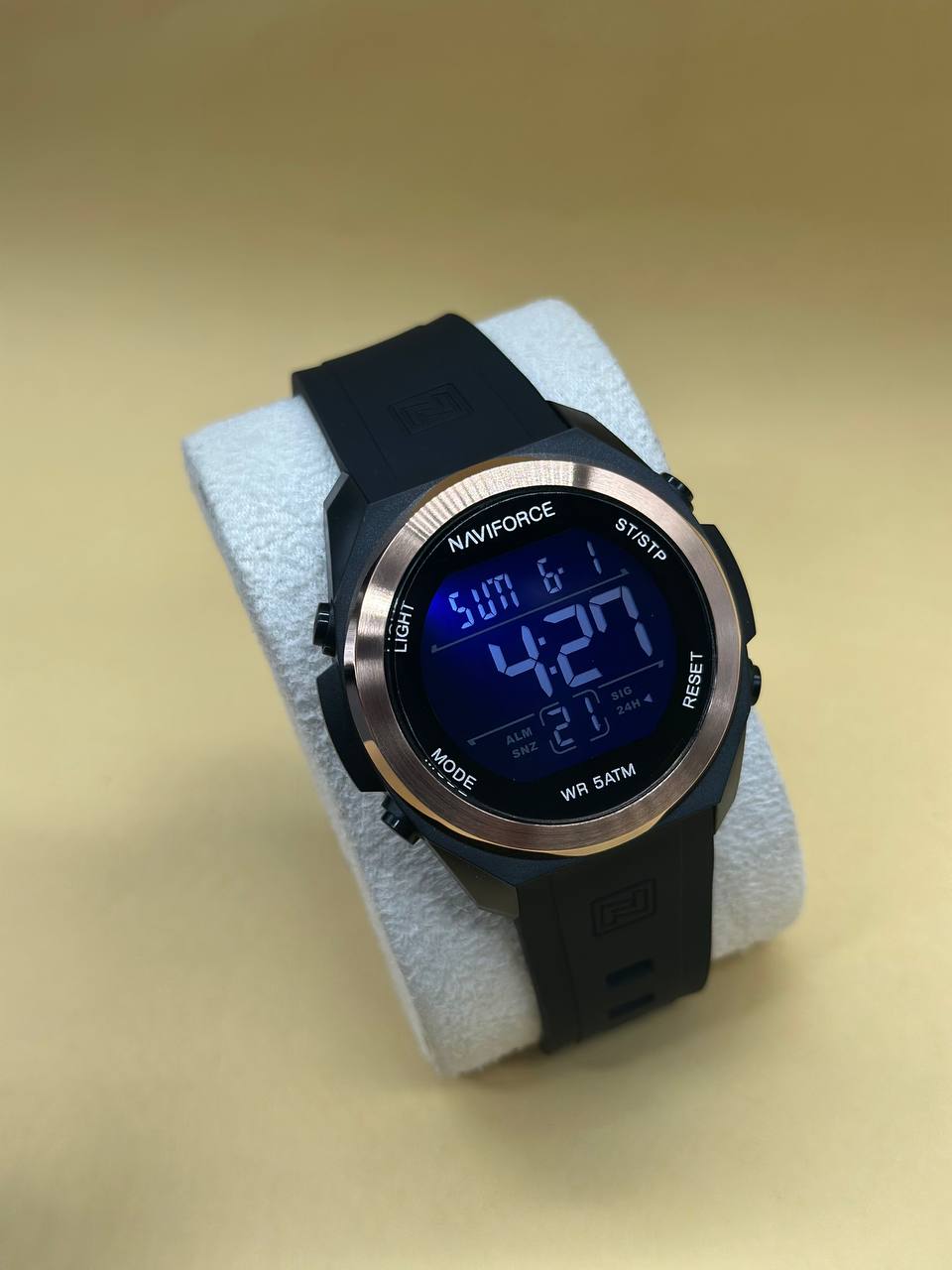 Naviforce  - Image 3