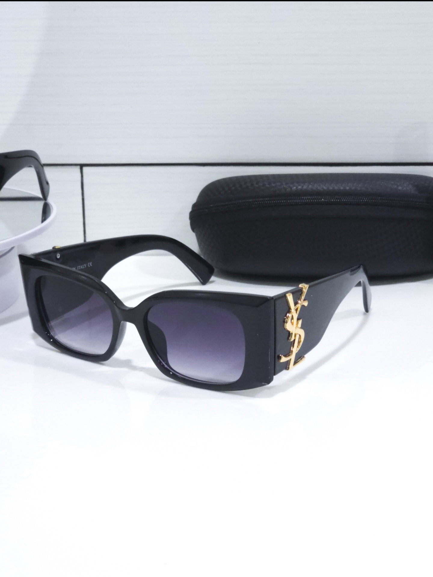 M.ysl + cadeau  - Image 3