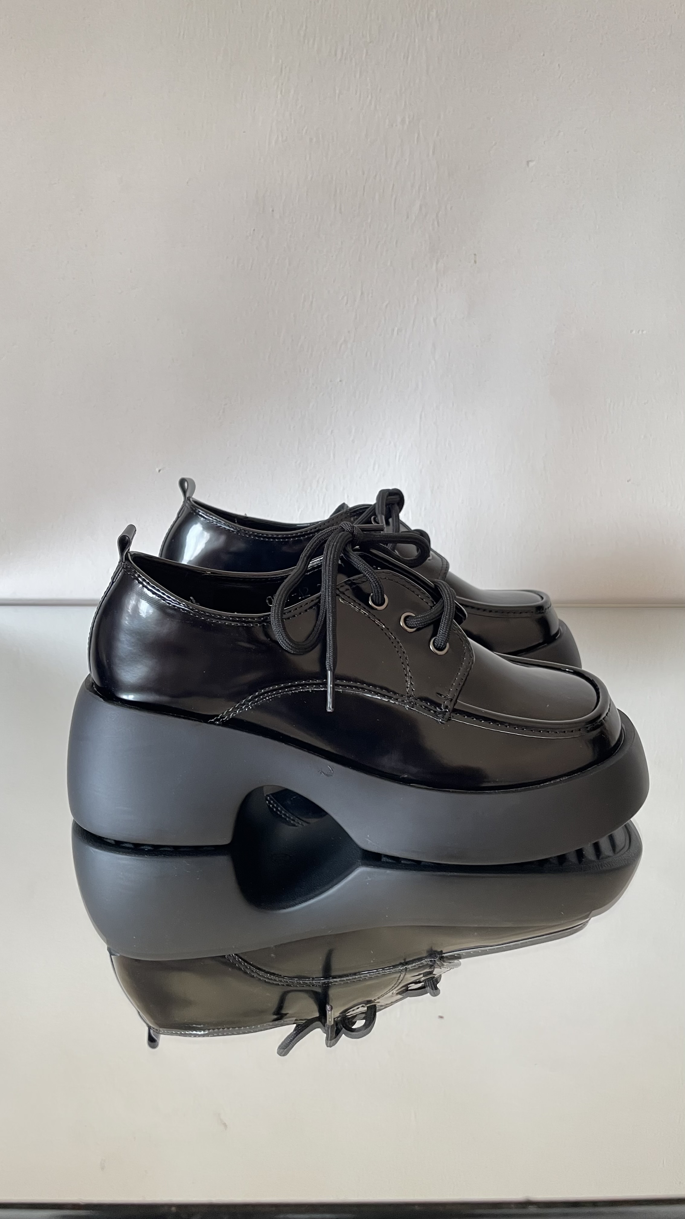 British Oxford Shoes - Image 2