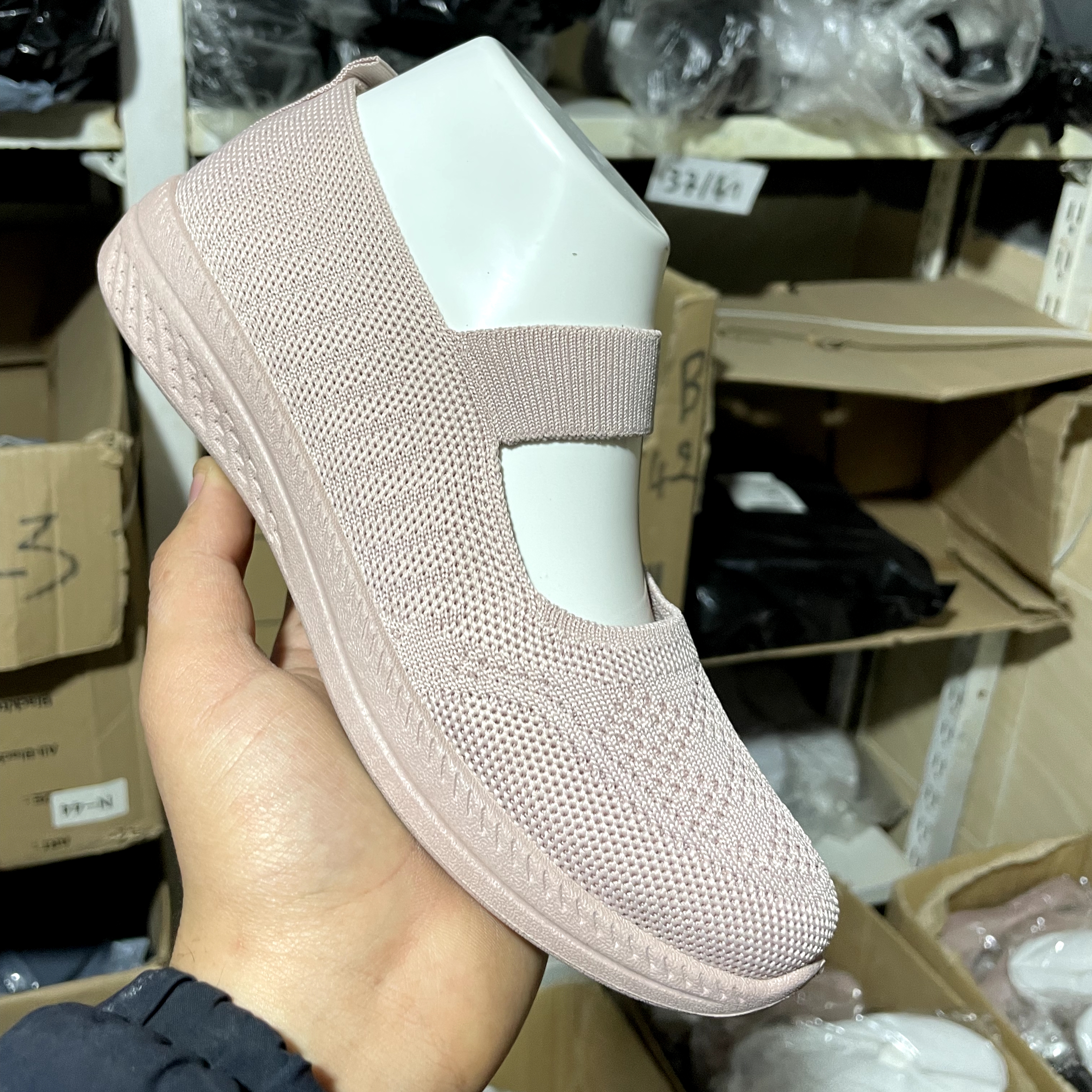 حذاء نسائي مريح بدون رباط – عرض 3 بـ 3700 دج فقط! 👟💖 - Image 4