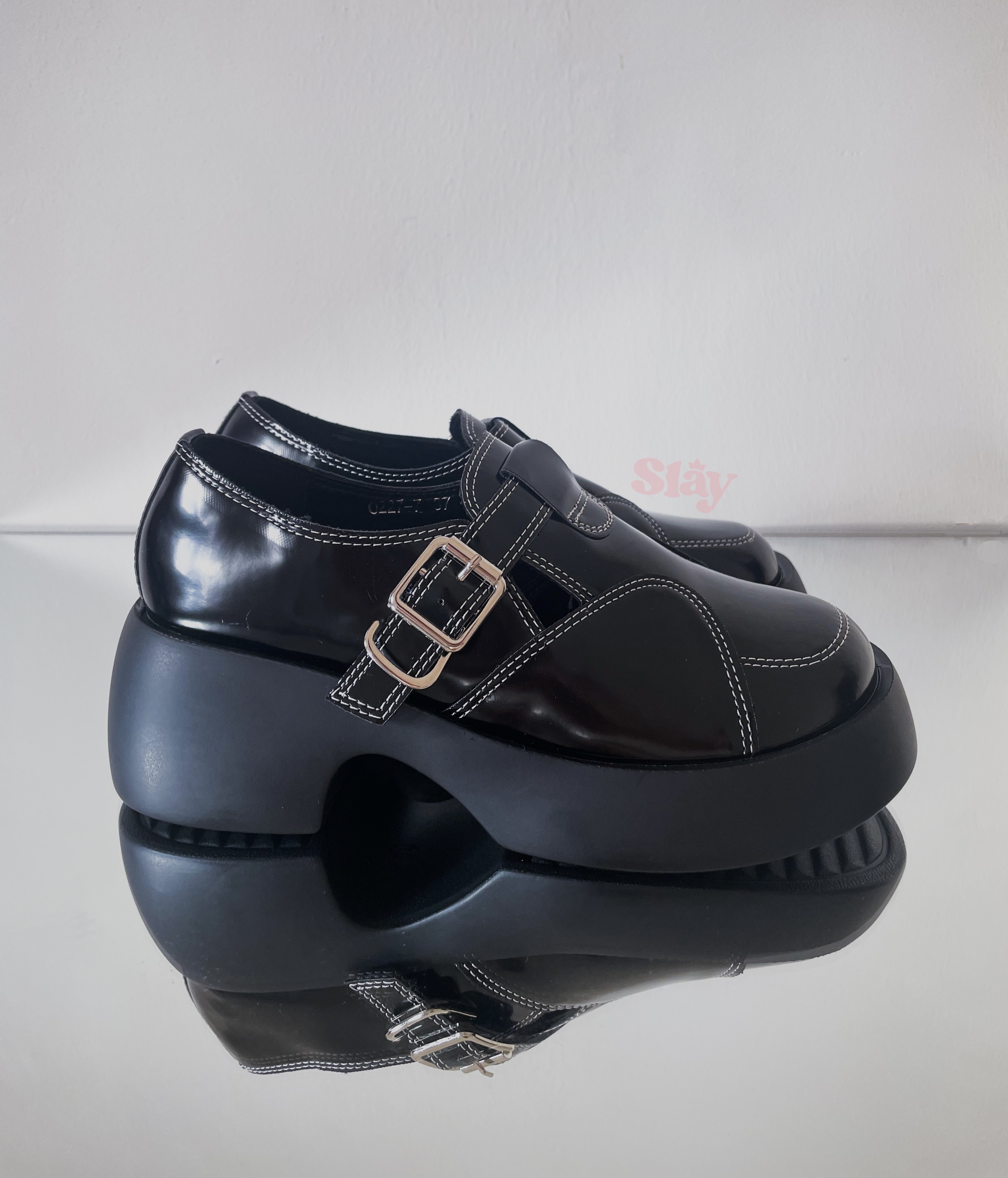 British Oxford Shoes - Image 5