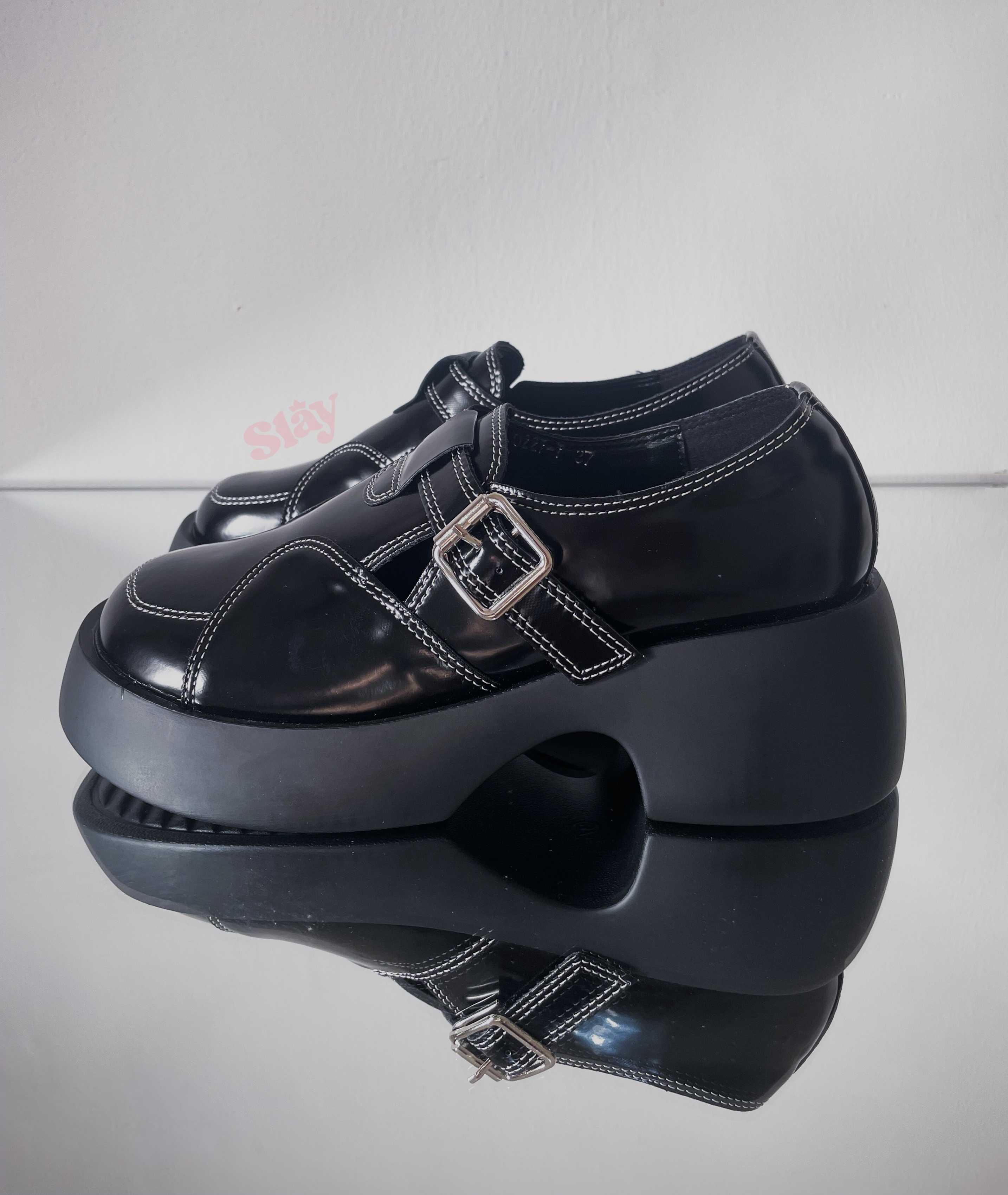 British Oxford Shoes - Image 6