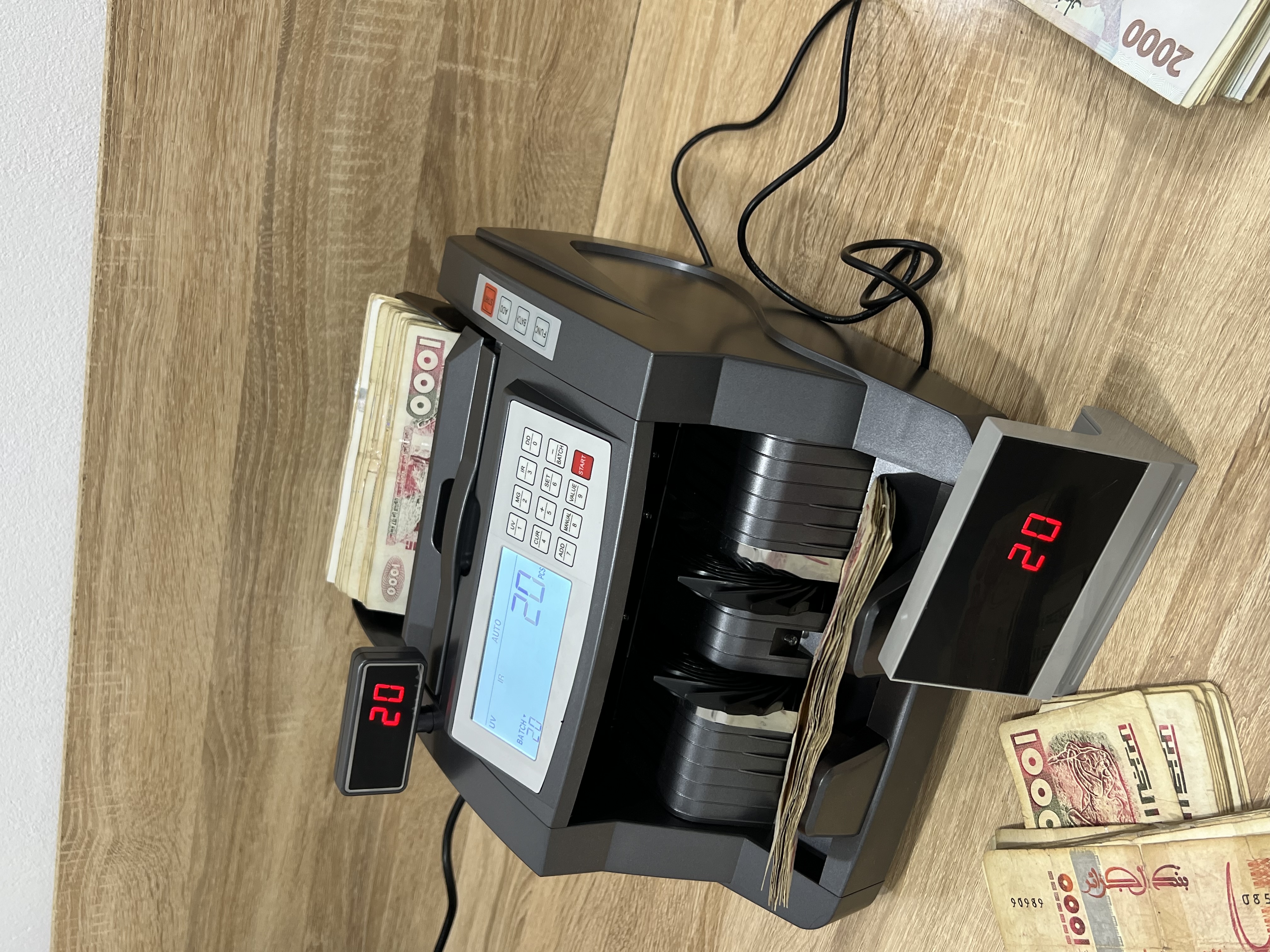 Comptuese de billets 6300 - Image 2