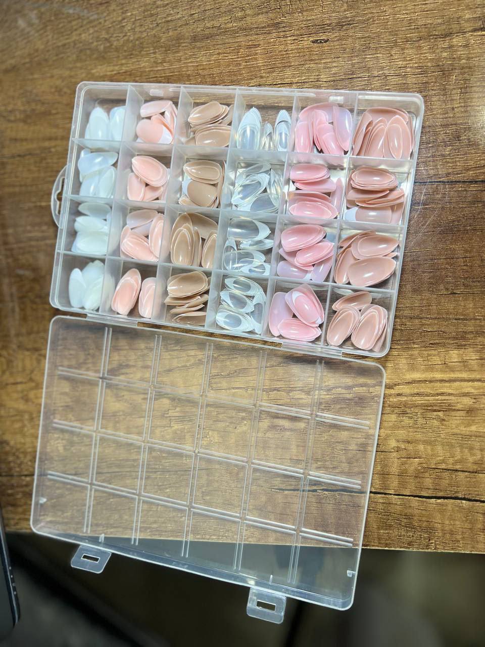 علبة أظافر طبيعي ومناسب 360 ظفر ✨🦩🪞💅🏻  - Image 2
