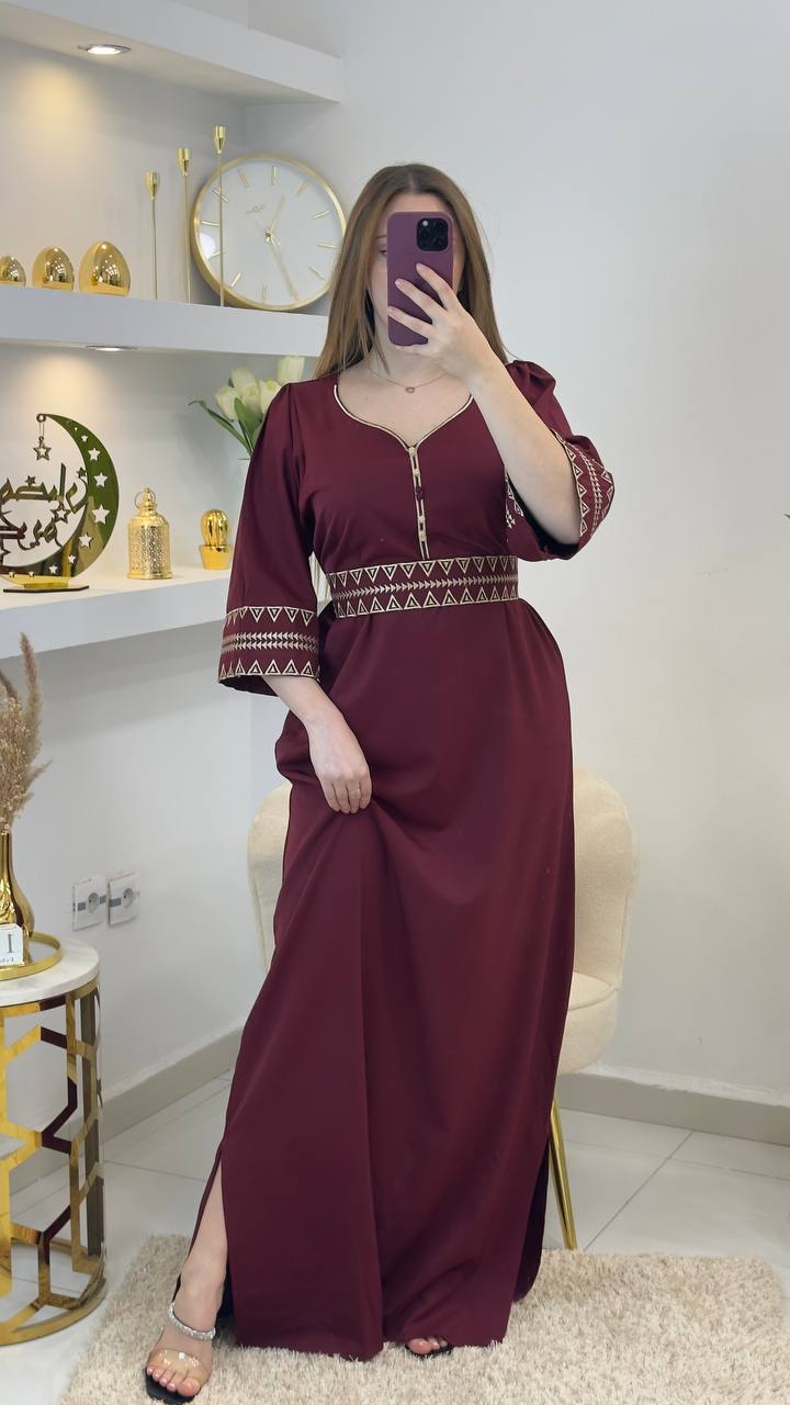 robe broderie grenat - Image 2