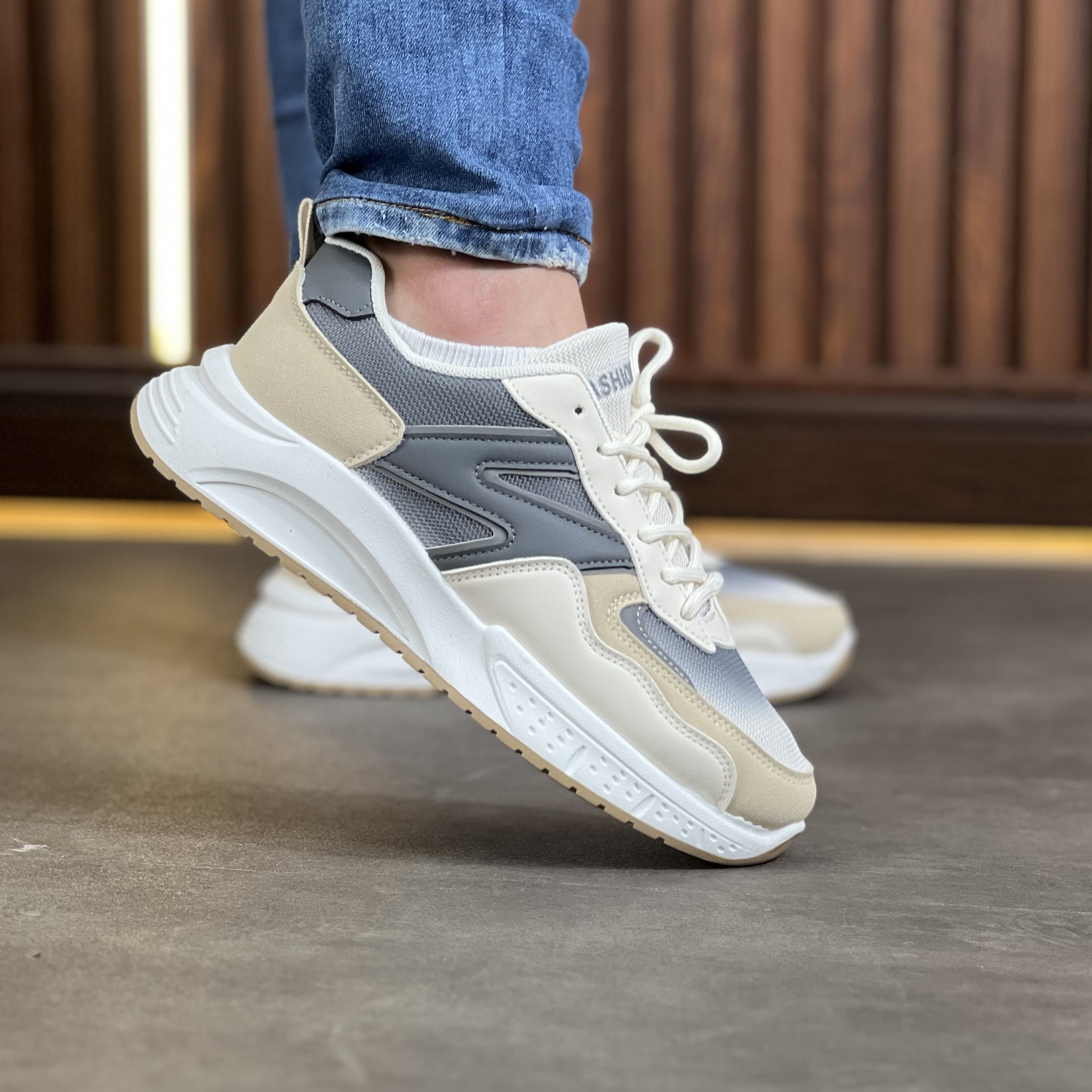 NEW BALANCE  - Image 3