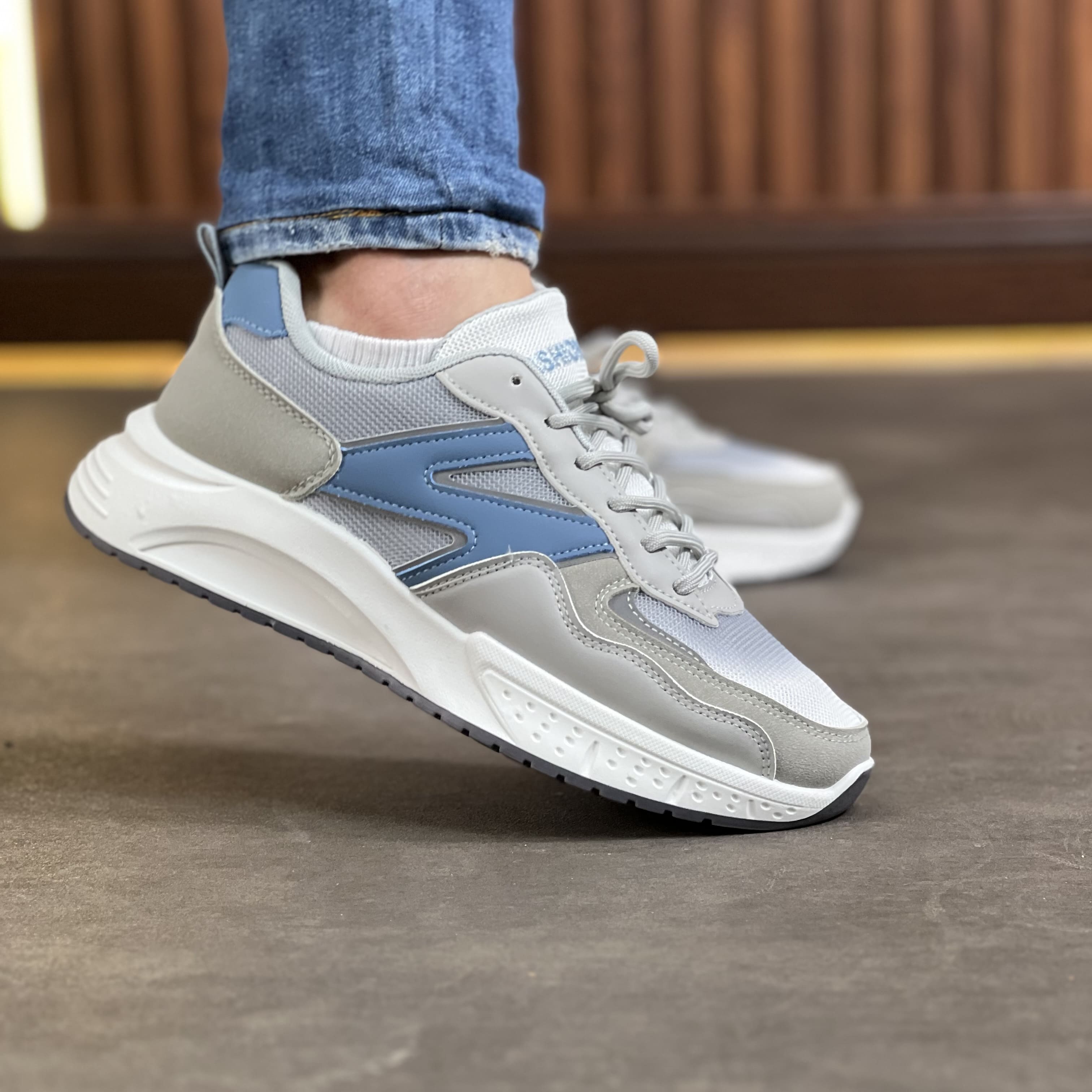 NEW BALANCE  - Image 4