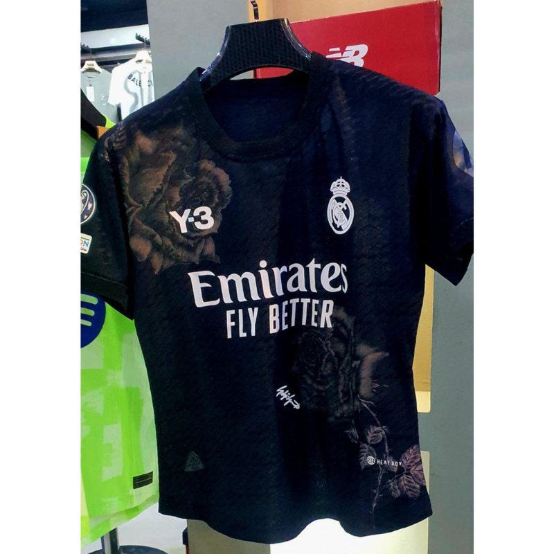 قميص ريال مدريد Y-3 إصدار خاص من أديداس 😍 - Image 2