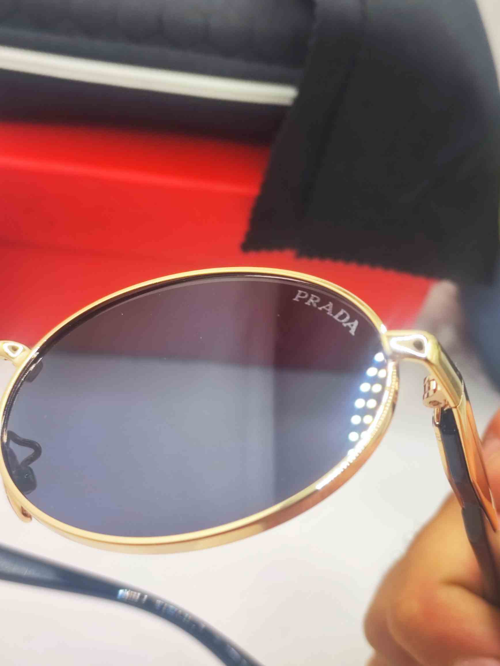 Lunettes Prada 2025 - Image 7