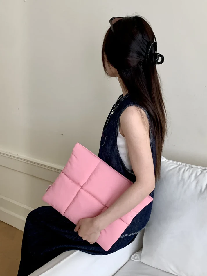 ✨ حقيبة اللابتوب  Puffy Quilted Laptop Sleeve ✨ - Image 3