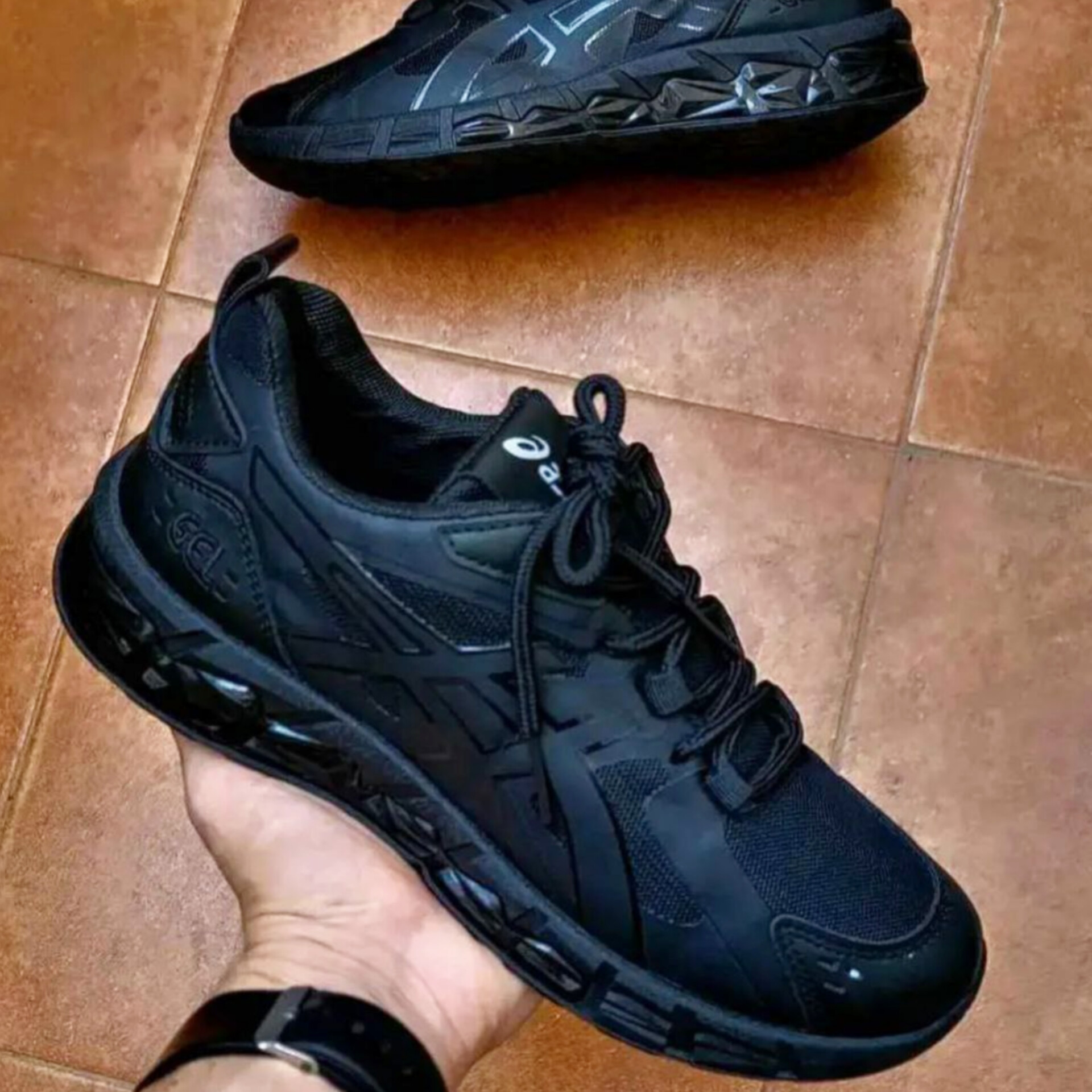 Bascket Asics  - Image 1