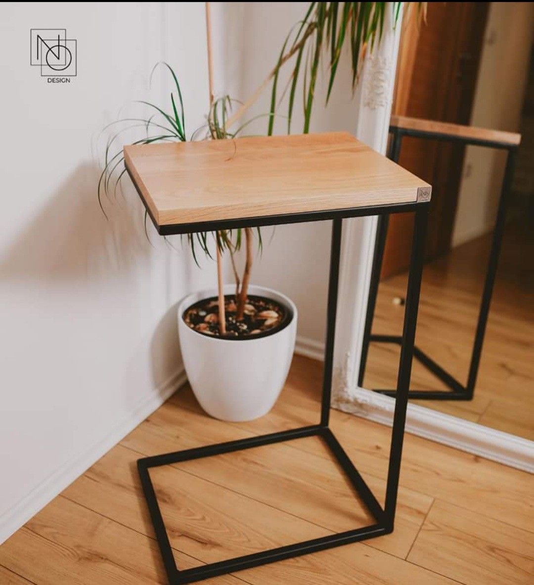 Table d’appoint  - Image 1