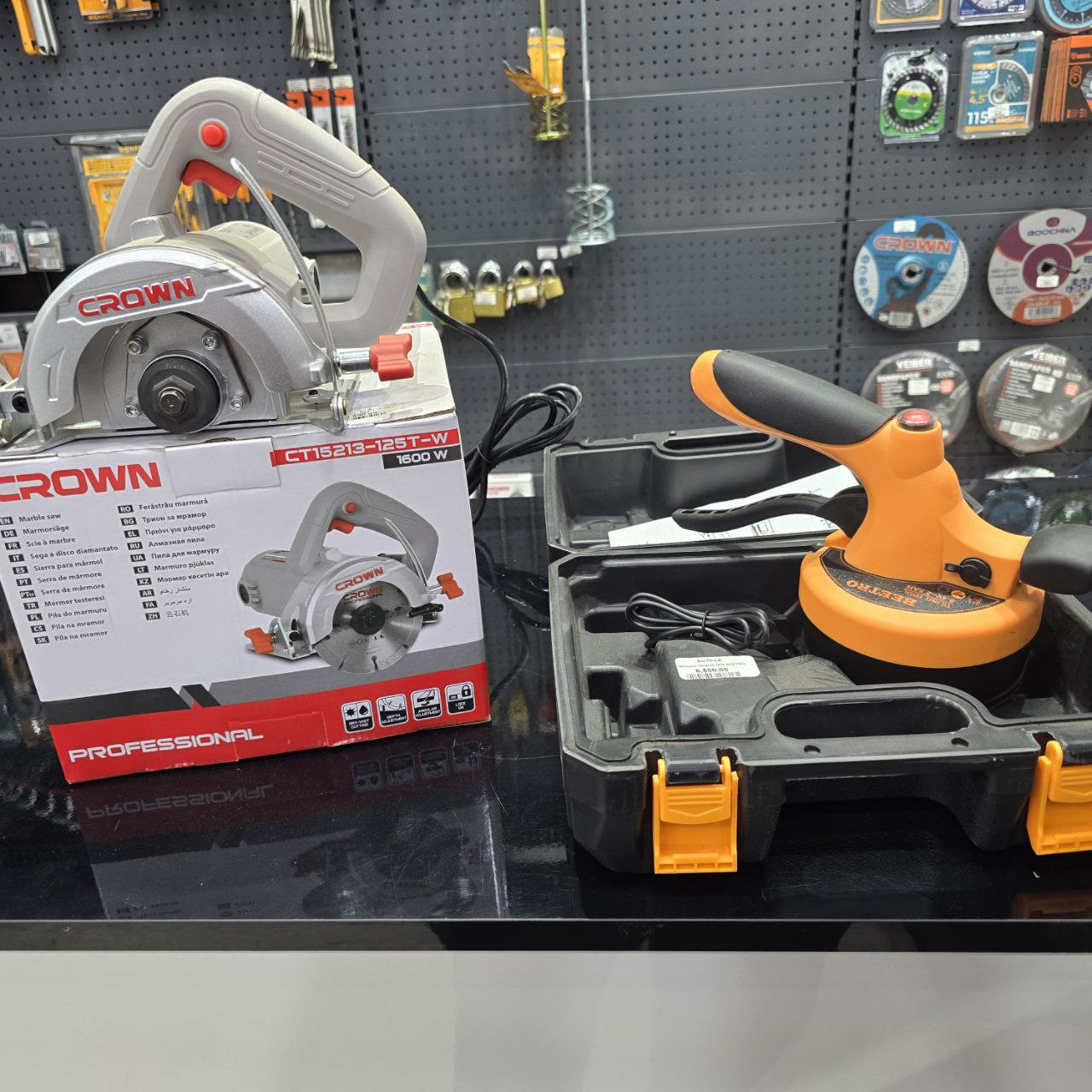 Pack scie marbre CROWN + ventouse vibrante BEETRO